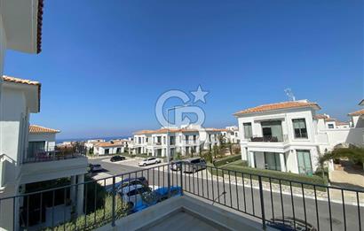 KIBRIS GİRNE ALSANCAK IN EN PRESTİJLİ SİTESİ  TOWN HOUSES DA BAHÇE VE  ÜST KAT DAİRELER