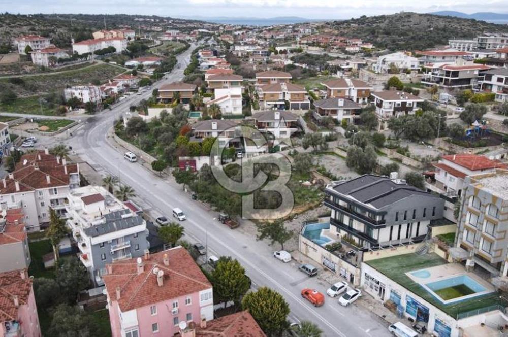 ÇEŞMEDE 240 M2 KİRALIK CADDE ÜZERİNDE DÜKKAN