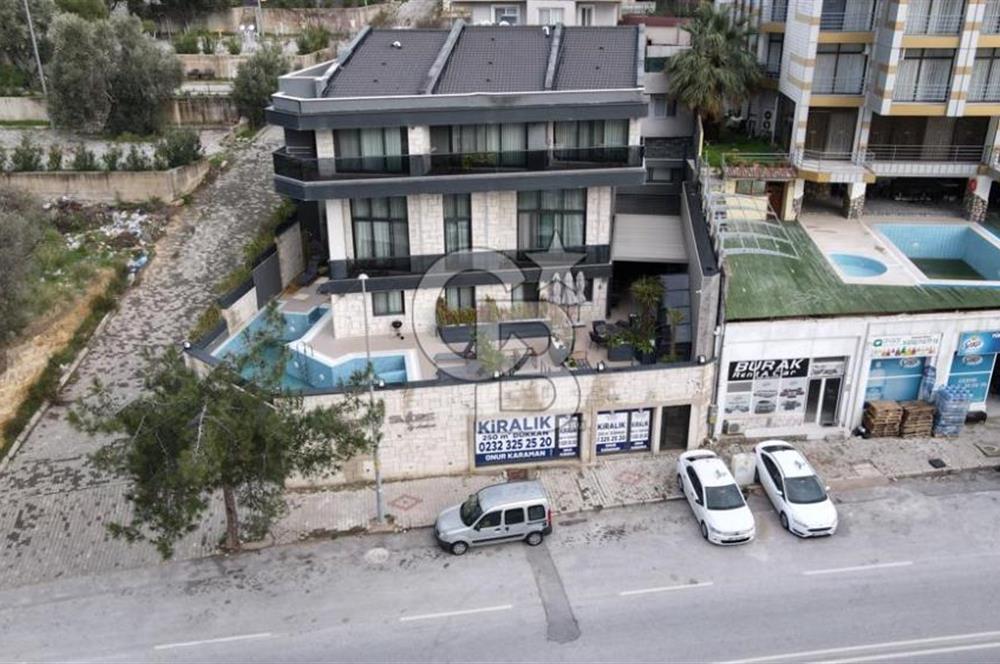 ÇEŞMEDE 240 M2 KİRALIK CADDE ÜZERİNDE DÜKKAN