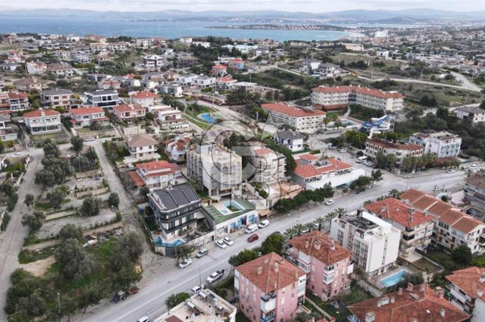 ÇEŞMEDE 240 M2 KİRALIK CADDE ÜZERİNDE DÜKKAN