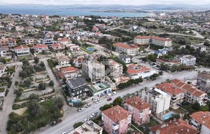 ÇEŞMEDE 240 M2 KİRALIK CADDE ÜZERİNDE DÜKKAN