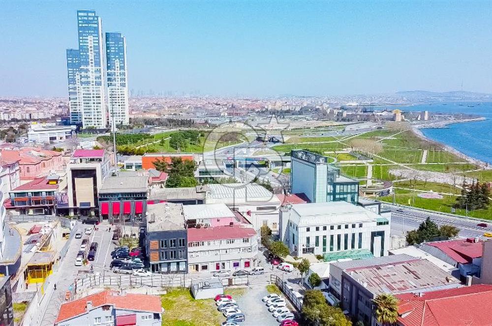 KAZLIÇEŞME SAHİLDE MEGA PROJELERE KOMŞU 1800M2 SATILIK BİNA