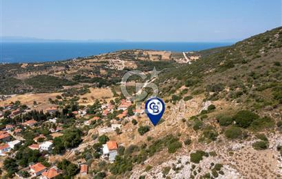 Karaburun Bozköy'de Full Deniz Manzaralı Kargir Ev ve Arsası