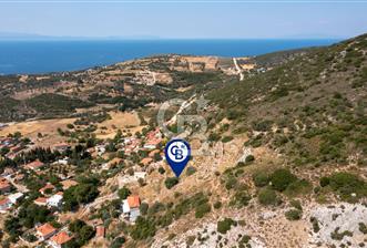 Karaburun Bozköy'de Full Deniz Manzaralı Kargir Ev ve Arsası