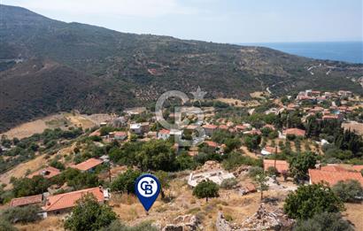 Karaburun Bozköy'de Full Deniz Manzaralı Kargir Ev ve Arsası