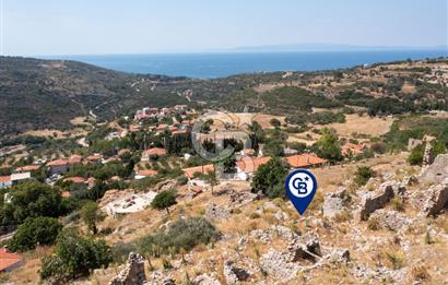 Karaburun Bozköy'de Full Deniz Manzaralı Kargir Ev ve Arsası