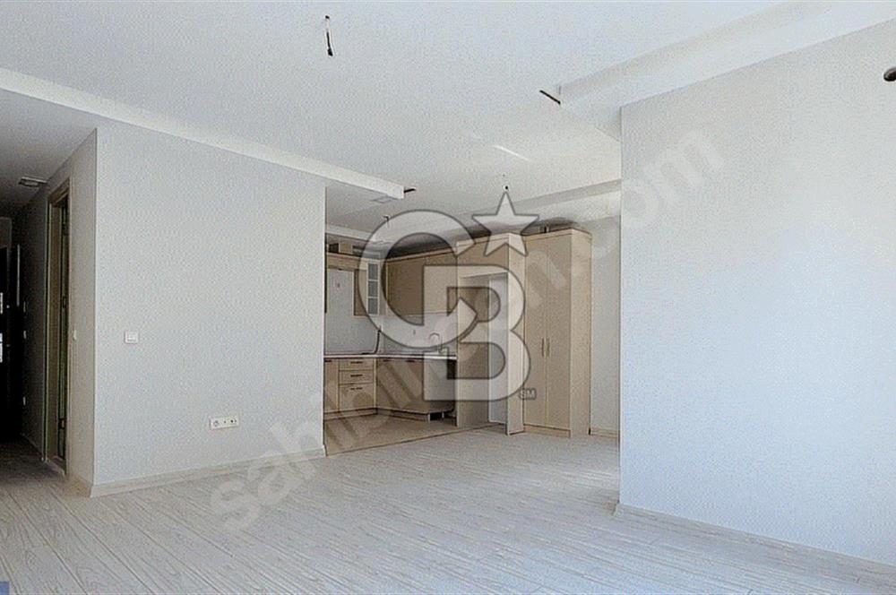 Pendik E5 Yanyola 2. Bina Satılık 2+1 88 M2 Sıfır Ara Kat Daire