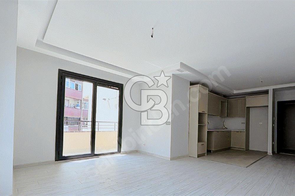 Pendik E5 Yanyola 2. Bina Satılık 2+1 88 M2 Sıfır Ara Kat Daire