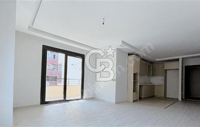 Pendik E5 Yanyola 2. Bina Satılık 2+1 88 M2 Sıfır Ara Kat Daire