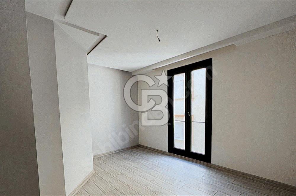 Pendik E5 Yanyola 2. Bina Satılık 2+1 88 M2 Sıfır Ara Kat Daire