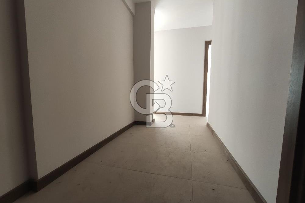 Körfez Mahallesi'nde Deniz Manzaralı Kiralık 3+1 Lüks Daire