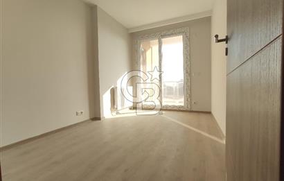 Körfez Mahallesi'nde Deniz Manzaralı Kiralık 3+1 Lüks Daire