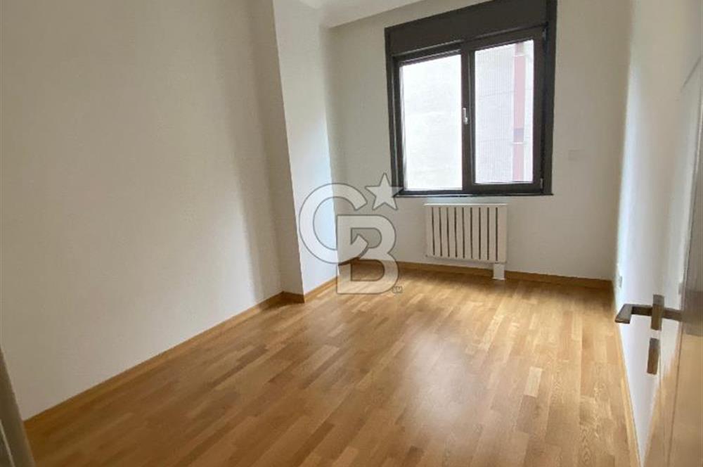 BAĞDAT CADDESİ CADDEBOSTAN ÖMERPAŞA CADDEYE 1 DK 3+1-125M2