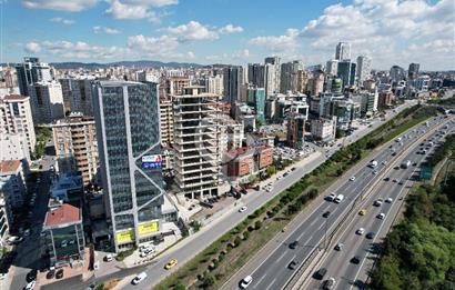 Şerifali Tem Yanyolda Tem Cepheli Kiralık Showroom ve Ofis Katı