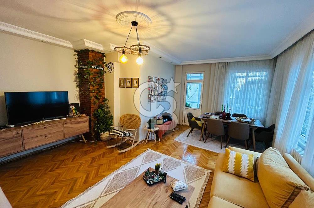 Acıbadem Çakmak Sitesi Sokak Satılık 3+1 Daire Cadde'ye 2. Bina