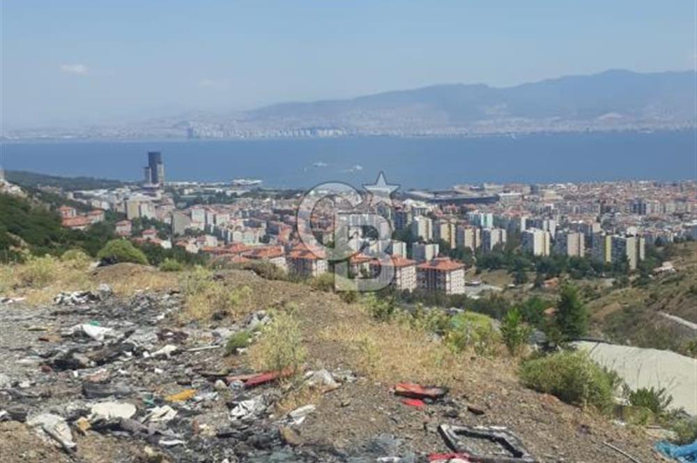 Balçova Çetin Emeç Mahallesin'de Satılık Arsa