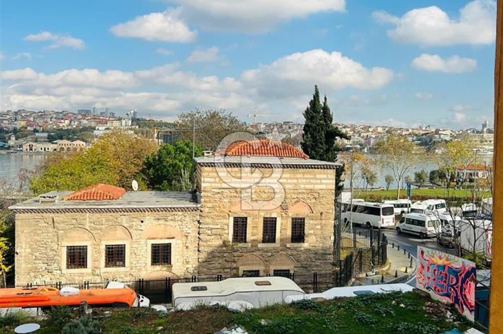 Fatih Balat Satılık 2. Derece Tarihi Eser Bina Deniz Manzaralı