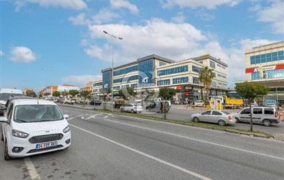 İKİTELLİ OSB BAĞCILAR GÜNGÖREN METRO AVM'DE SATILIK PLAZA KATI