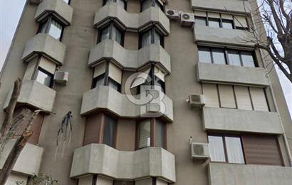 SUADİYE CHANEL MAĞAZA ARKASI BAĞDAT CAD. 2.BİNA 4+1 240M2 EŞYALI KİRALIK DAİRE