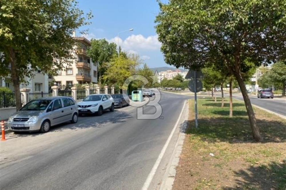 Bornova Evka3 Kolejler Bölgesinde Satılık Müstakil Ticari Bina