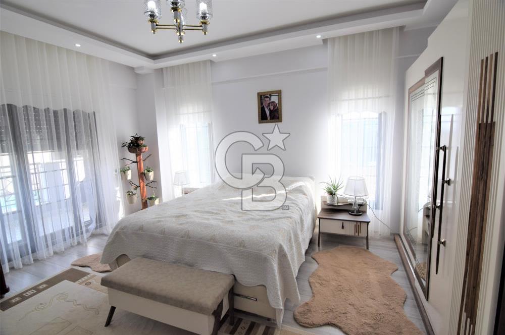 Menderes Görece' de Satılık Tam müstakil 4+1 Villa