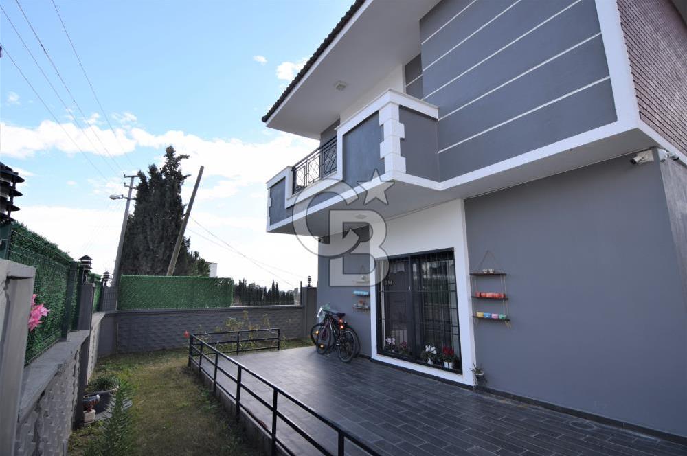 Menderes Görece' de Satılık Tam müstakil 4+1 Villa