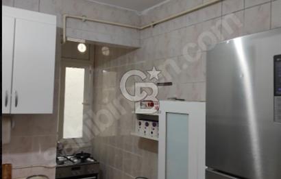 ÜSKÜDAR MERKEZE YAKIN SATILIK 2+1 ARA KAT FIRSAT FERAH DAİRE