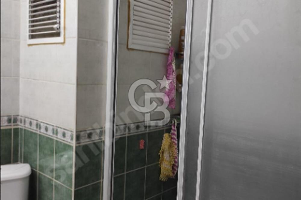 ÜSKÜDAR MERKEZE YAKIN SATILIK 2+1 ARA KAT FIRSAT FERAH DAİRE