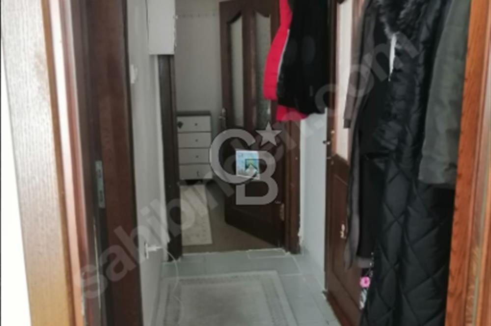 ÜSKÜDAR MERKEZE YAKIN SATILIK 2+1 ARA KAT FIRSAT FERAH DAİRE