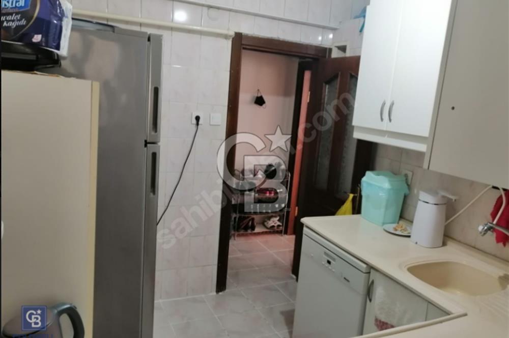 ÜSKÜDAR MERKEZE YAKIN SATILIK 2+1 ARA KAT FIRSAT FERAH DAİRE