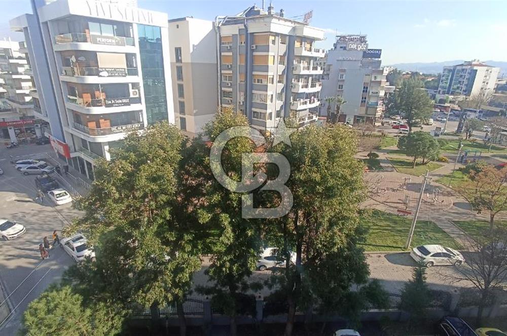 Karşıyaka Mavişehir Urgancılar Sitesi Satılık 4+1 380m2 Dubleks