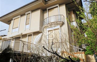 Beykoz Anadolu Hisarı'nda Boğaz Manzaralı Villa 