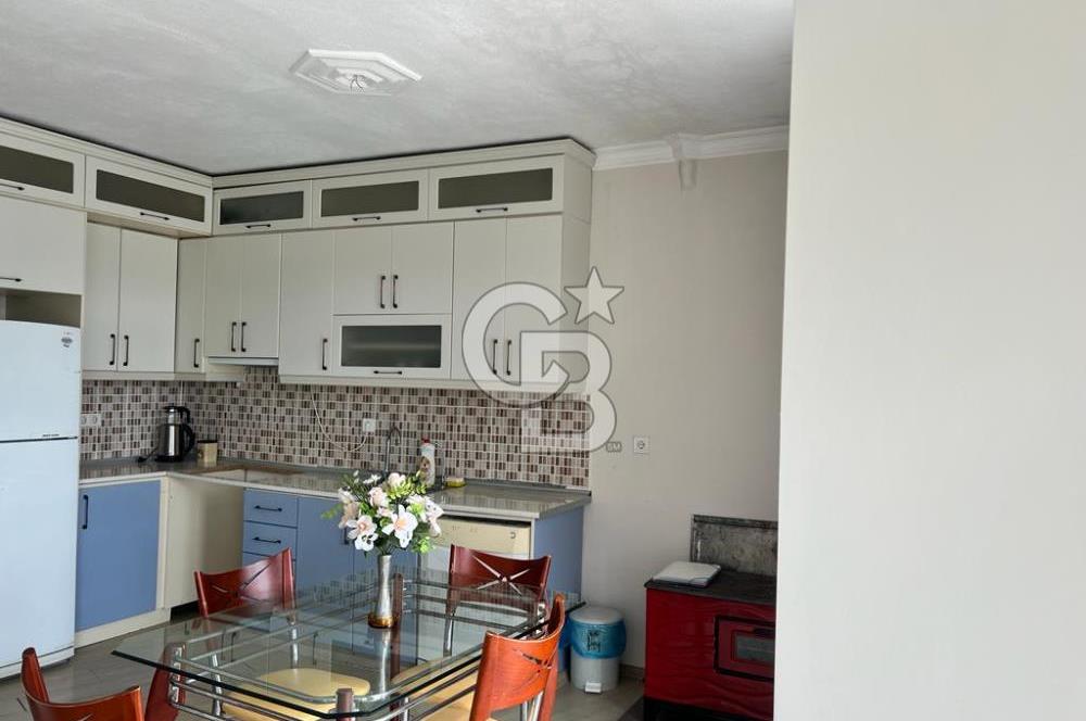 Yenifoça Burunucunda Denize Sıfır Eşyalı Kiralık Daire