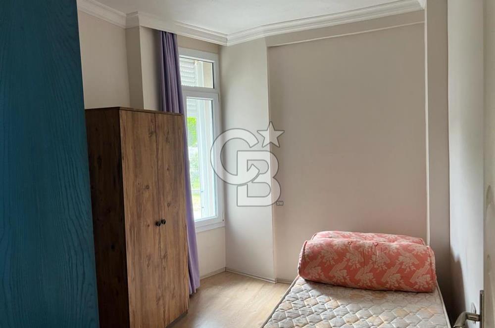 Yenifoça Burunucunda Denize Sıfır Eşyalı Kiralık Daire