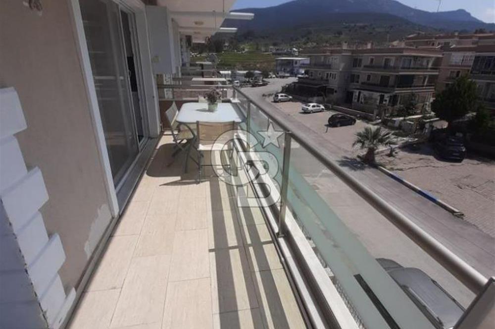 Yenifoça Merkezi Konumda Full Eşyalı Sezonluk Kiralık 2+1 Daire