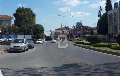 KADIKÖY YELDEĞİRMENİ 4 YOL CADDE ÜZERİ SATILIK DÜKKAN