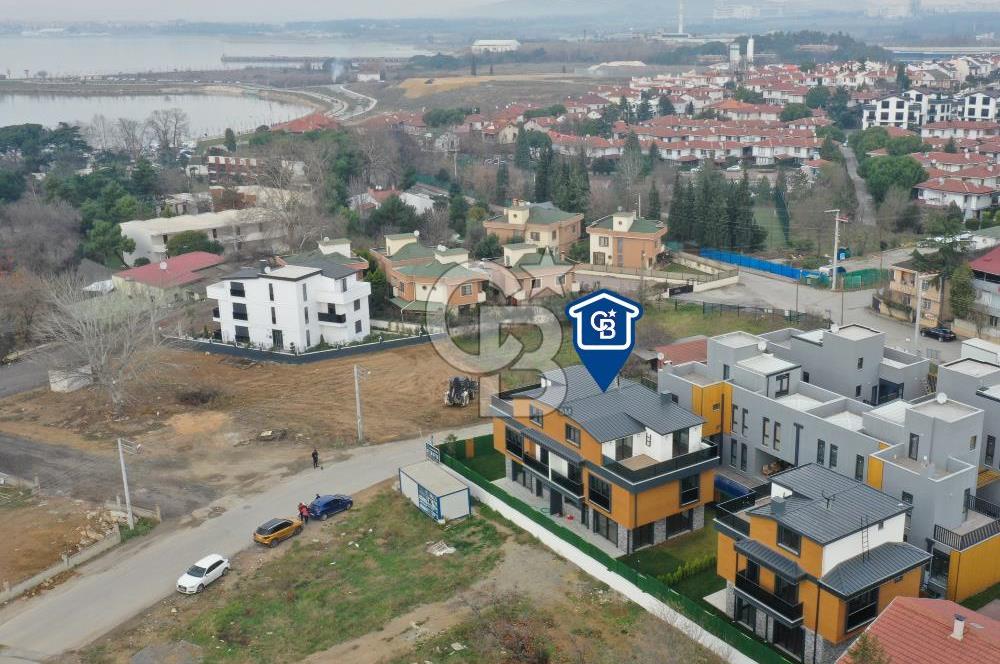 Bayramoğlu Balyanoz Koyu'nda 5+1 Satılık Villa