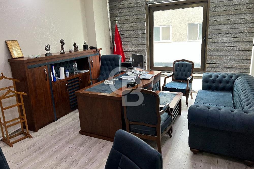 İzmir Hilton'da Yatırımcıya Satılık Kiracılı Ofis