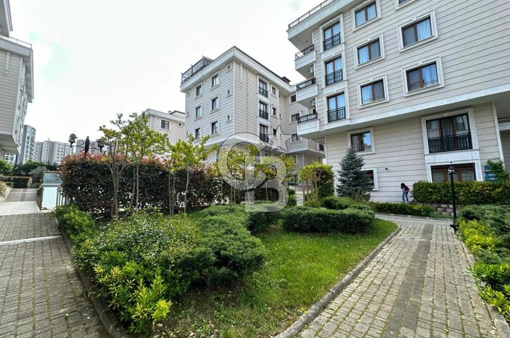 Sancaktepe Kasr-ı İstanbul Sitesi 2.5+1 Bahçe Katı Satılık Daire