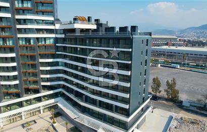 Burak Kul'dan İnci Tower'da Deniz Manzaralı Kiralık Ofis