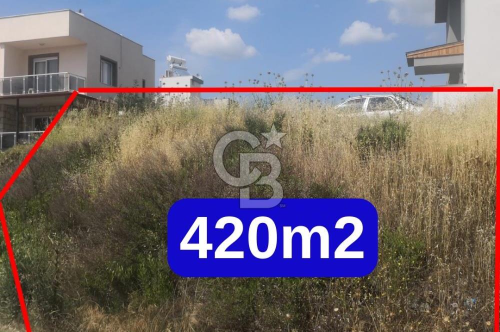 İZMİR SEFERİHİSAR TEPECİK MAHALLESİNDE DENİZE 700 M UZAKLIKTA KONUT İMARLI 420 M2 ARSA