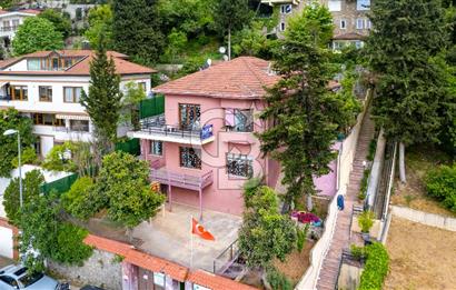 Boğaz'ın en güzel yerlerinden Vaniköy'de muhteşem yol yalısı