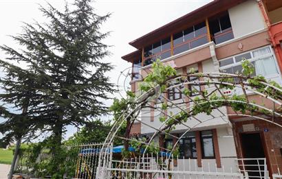 Pursaklar Saray Mah. 5+2 Satılık Müstakil Tribleks Villa