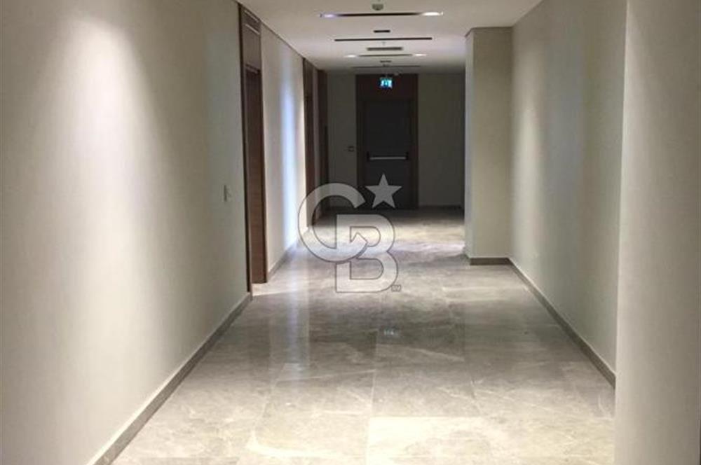 Basınekspres Caddesine Cephe 1000 m2 Satılık Ofis Katı