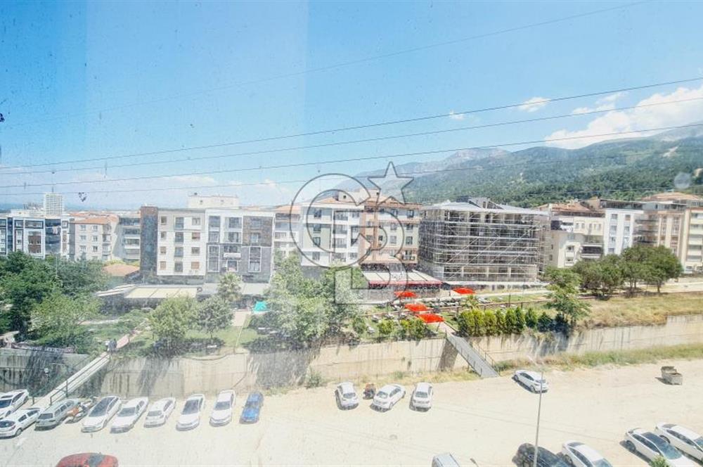 Manisa Meydan Sitesi Satılık Ofis