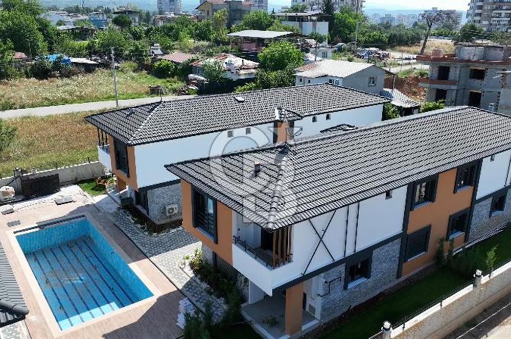 AYRANCILAR TÜRKMENKÖY LİNA HOUSE'DA 4+1 HAVUZLU BAHÇELİ SATILIK VİLLA