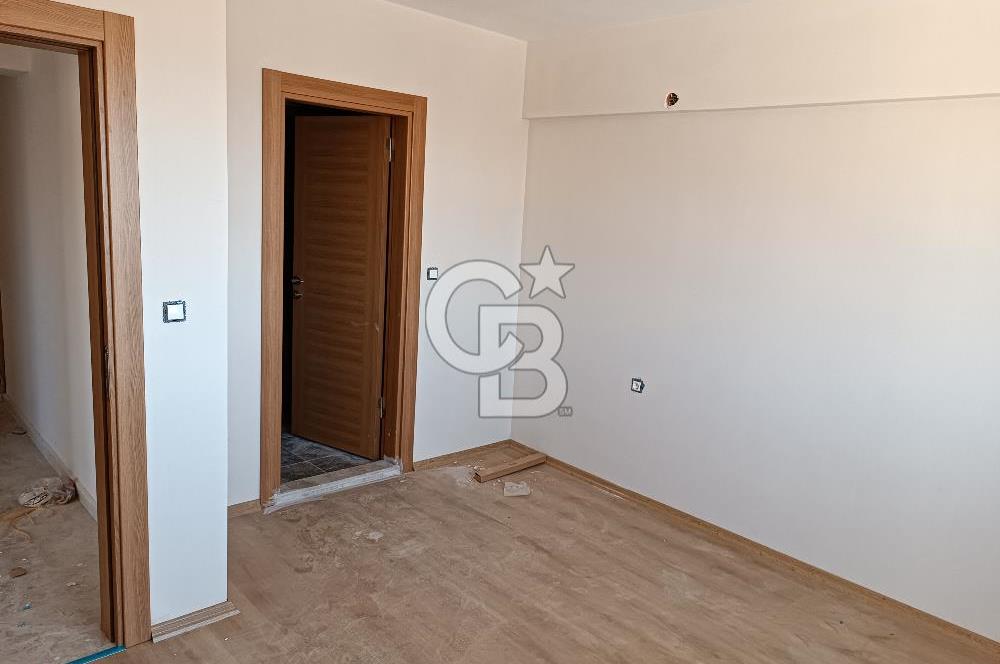 Menemen İncirlipınar'da Havuz Manzaralı Satılık  3+1 daire