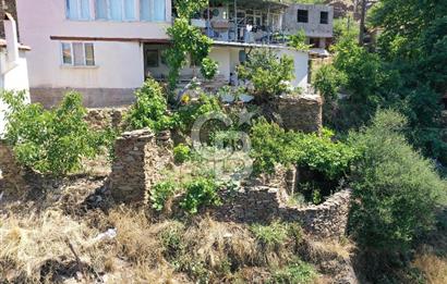 Karaburun Sarpıncık Köy Merkezinde Satılık Arsa