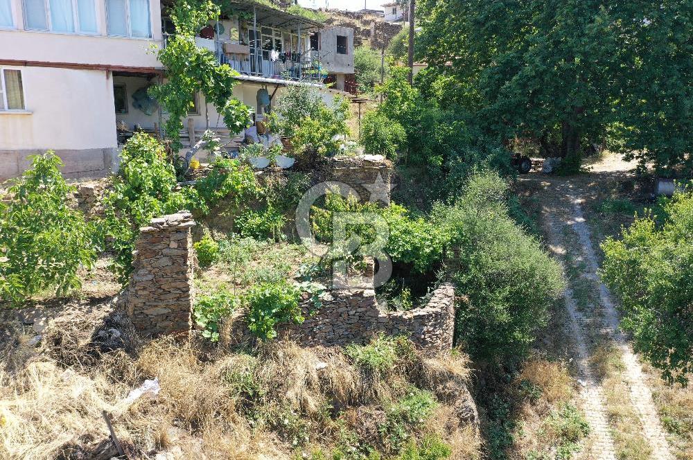 Karaburun Sarpıncık Köy Merkezinde Satılık Arsa