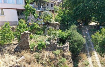 Karaburun Sarpıncık Köy Merkezinde Satılık Arsa